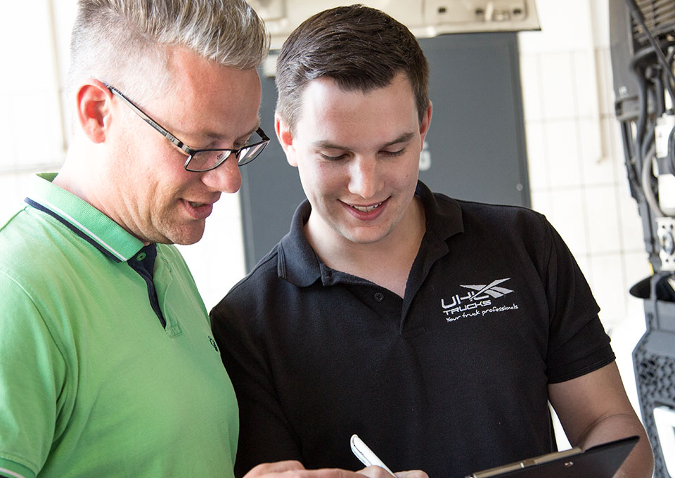 uhl trucks leitbild kundengespräch